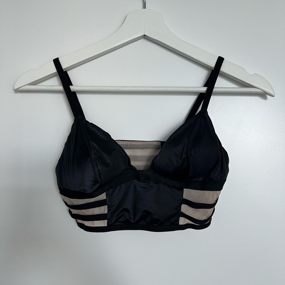 Victoria’s Secret Bralette - Picture 1 of 3